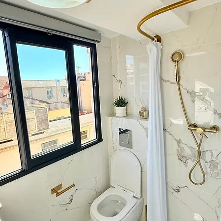 Apartment Place Massena - Small Peaceful Haven